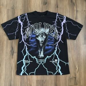 Darc Sport Wolves Lightning Premium Oversized Tee in Black/Purple - Large